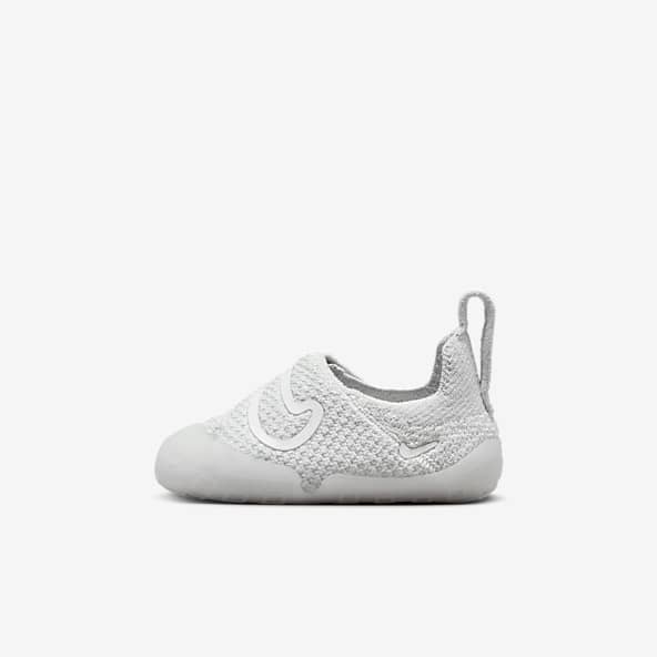 Nike shoes for 3 month old online